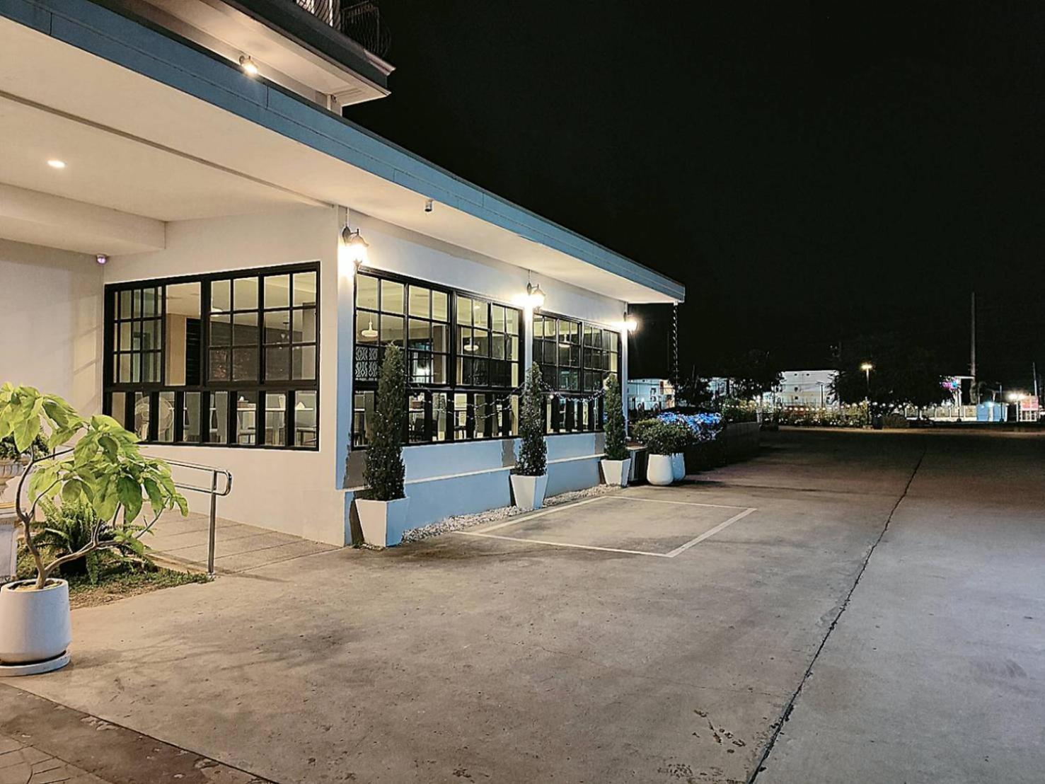 โคโค่ โฮเทล Koco Hotel Nakhonratchasima Eksteriør bilde